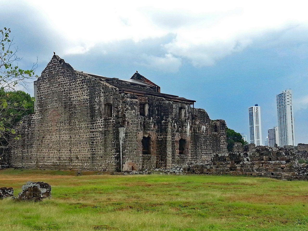 TOUR CASCO ANTIGUO EN PANAMÁ